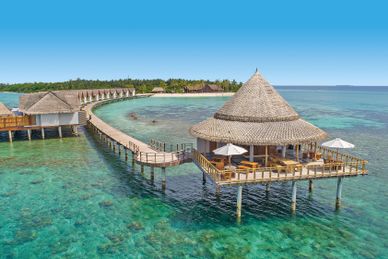 Furaveri Island Resort & Spa Malediwy